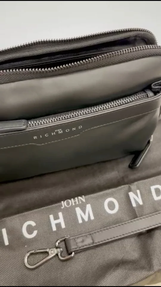 Per lui ! 🖤
#accessoriuomo #moda #uomo #lui #reggioemilia